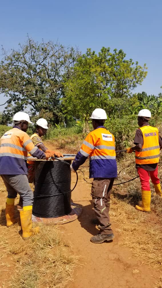 Installation réseau électrique en campagne